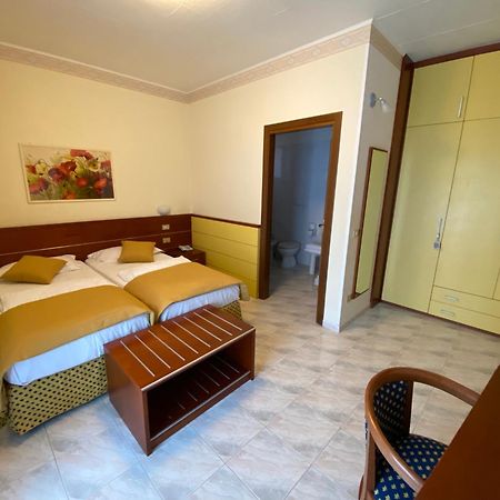 Hotel Villa Olivo Resort 3S Bardolino Luaran gambar