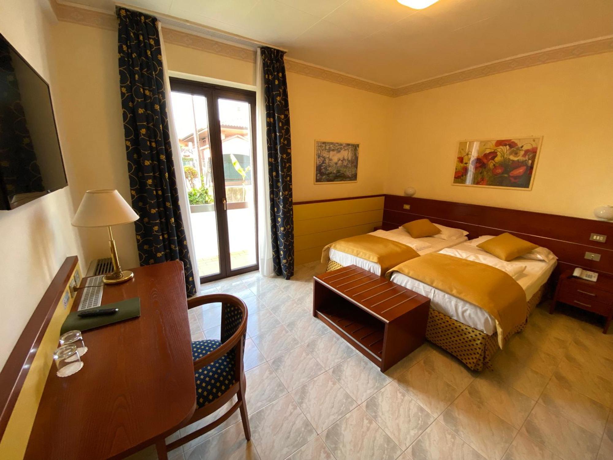 Hotel Villa Olivo Resort 3S Bardolino Luaran gambar