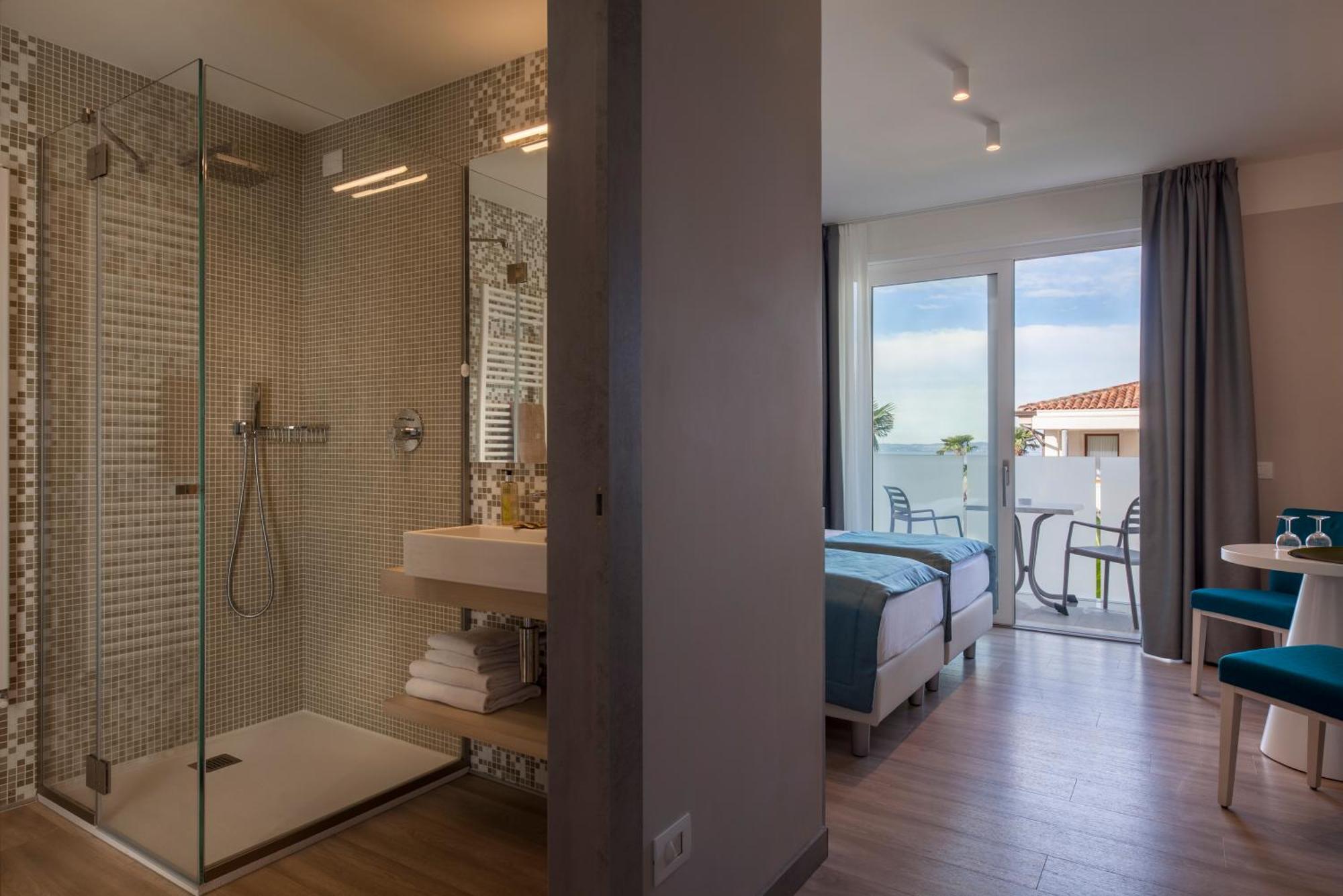 Hotel Villa Olivo Resort 3S Bardolino Bilik gambar